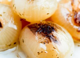 Cipolline sott’olio fatte in casa: la ricetta perfetta per le feste di Natale arricchirà i tuoi antipasti Cipolline sott'olio - Ricettasprint.it