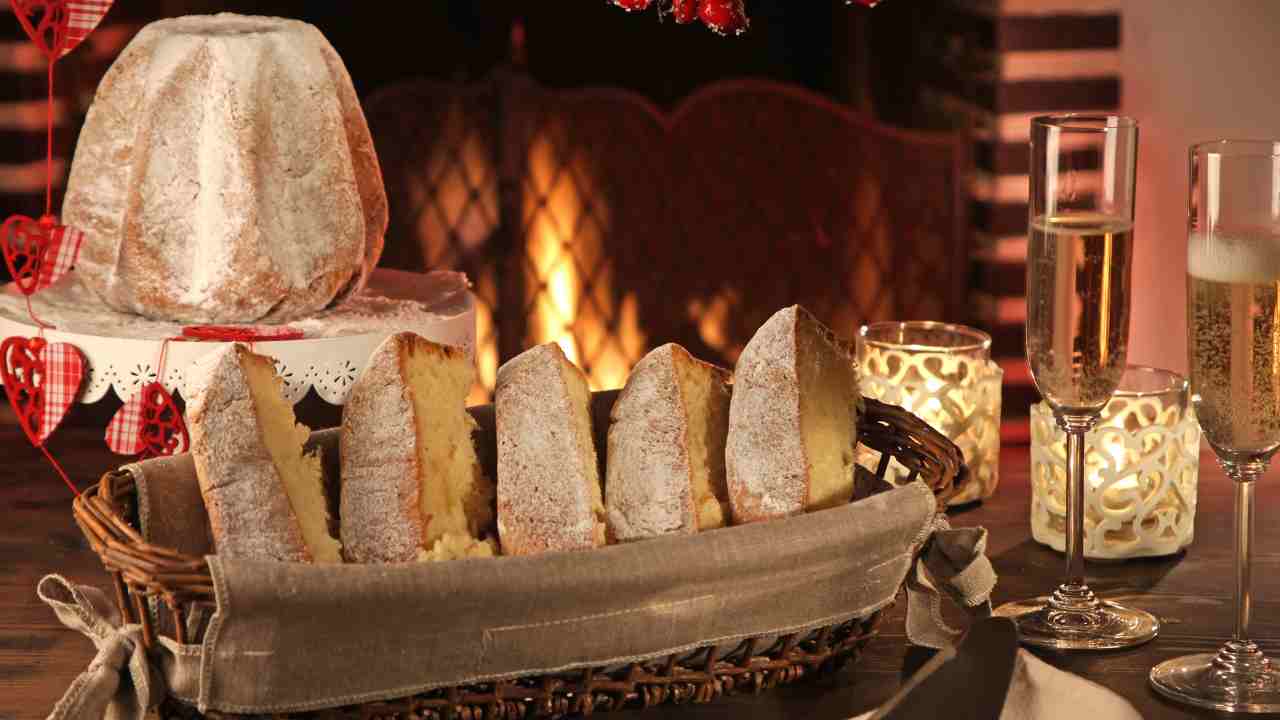 Come servire il pandoro - Ricettasprint.it