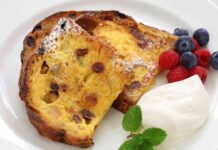 Ricetta originale e gustosa per riciclare il panettone, altro che tiramisù French toast con panettone - Ricettasprint.it