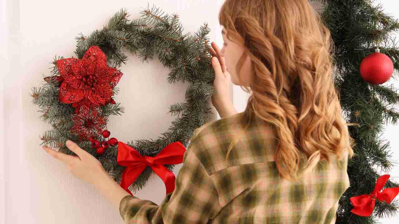 Ghirlanda Natale fuori porta - Ricettasprint.it