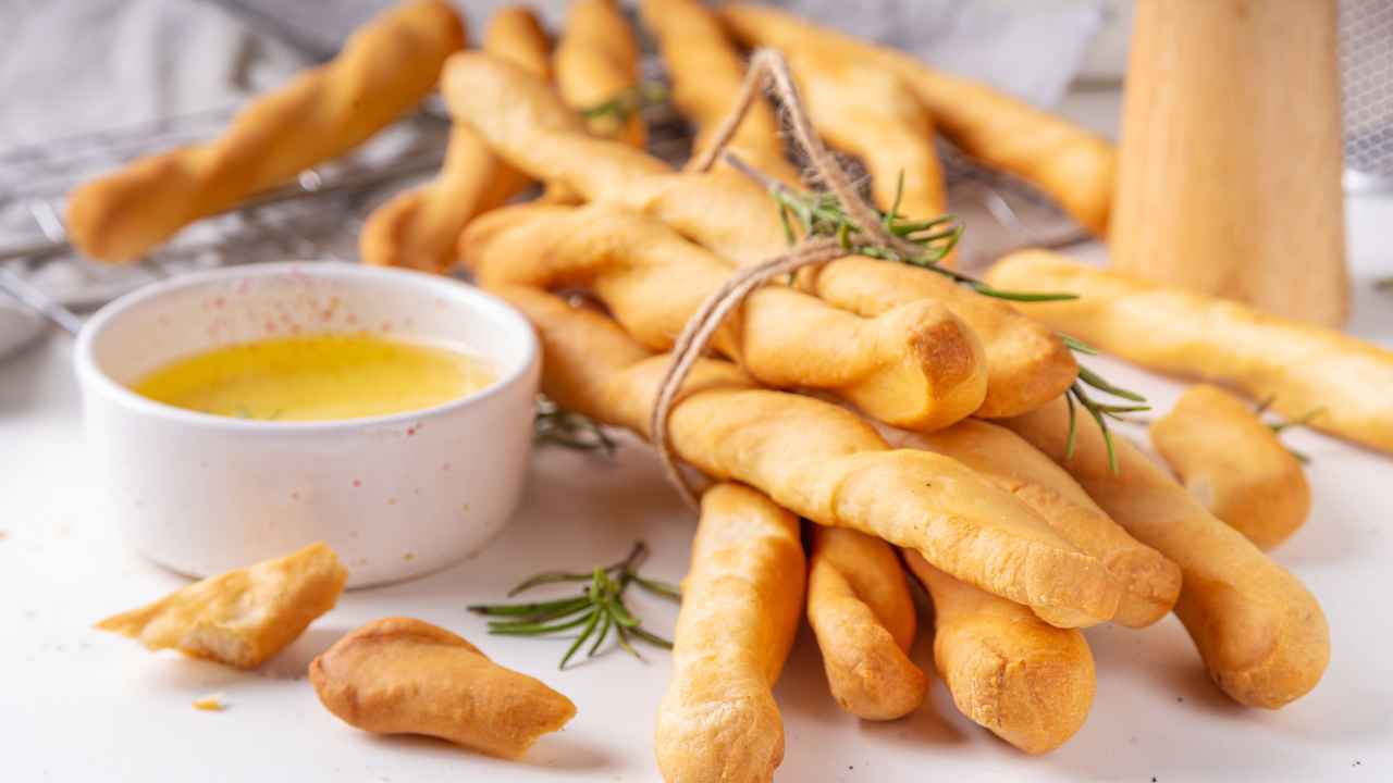 Grissini alle spezie per Natale - RicettaSprint