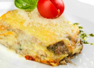 La lasagna vegetariana che unisce tutta la famiglia nel giorno di Natale, questa versione spacca Lasagna vegetariana - Ricettasprint.it