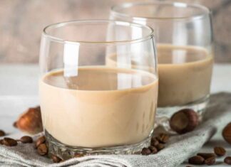 Liquore al caffè com regalo di Natale - RicettaSprint