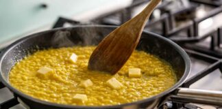 Mantecare il risotto in modo perfetto: ecco le tecniche usare dagli chef Mantecare il risotto in modo perfetto - RicettaSprint