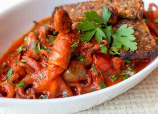 Moscardini al pomodoro correranno tutti a tavola alla vigilia di Natale, dimenticheranno le solite ricette Moscardini al pomodoro Ricettasprint.it