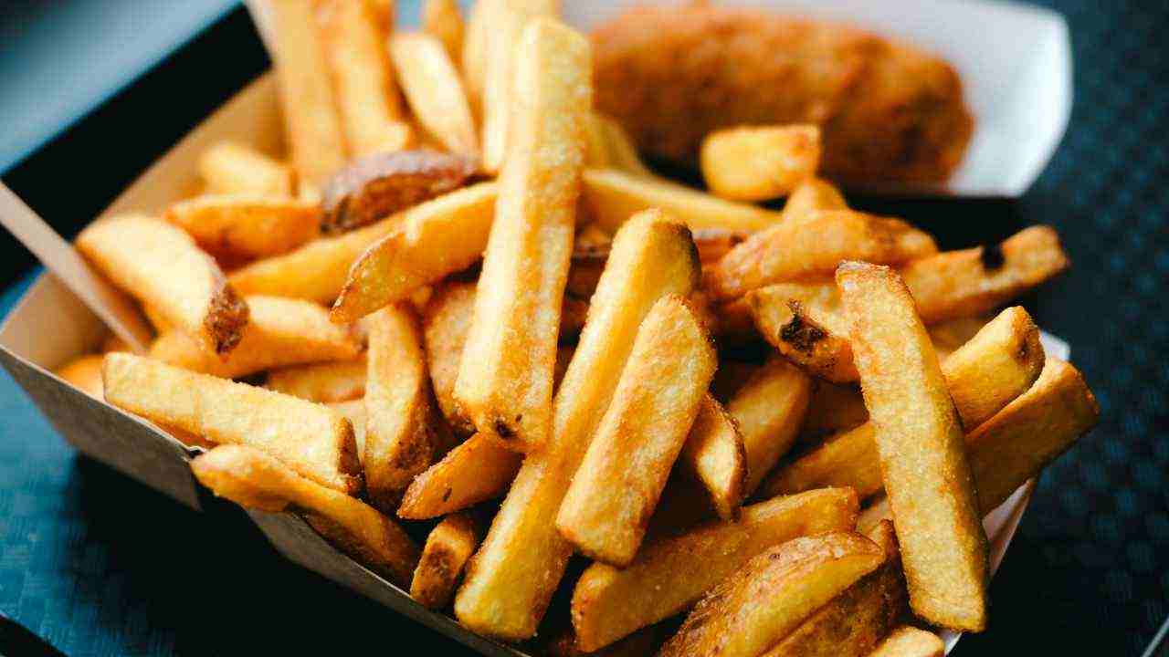 Patatine fritte come renderle perfette - RicettaSprint