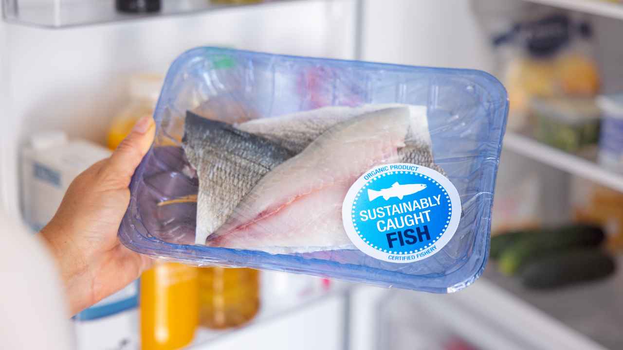 Pesce fresco confezionato come riconoscerlo - RicettaSprint