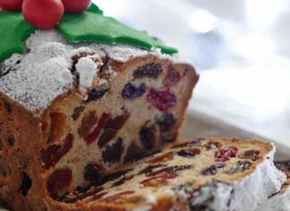Plumcake panettone in 10 minuti, altro che dolci elaborati e costosi con questo salvi il dessert a Natale Plumcake panettone 5 - Ricettasprint.it