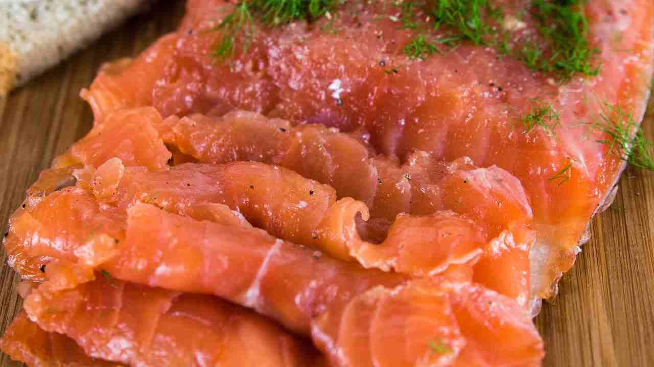 Salmone marinato RicettaSprint.it