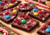 Stecche di cioccolata decorare a mano per Natale - RicettaSprint
