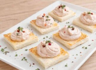 Tartine olè con salsa di tonno - RicettaSprint