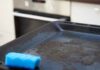 Teglie unte sporche come pulire - Ricettasprint.it