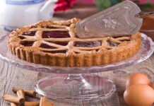 Sei ancora in tempo, Natale è domani, fai la Linzer torta, un dolce speziato dalla consistenza burrosa, si scioglie in bocca Torta Linzer - Ricettasprint.it