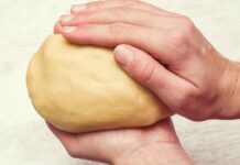 Un solo impasto tanti dolci da fare: con questo ti salvo il Natale Un impasto tanto dolci - RicettaSprint