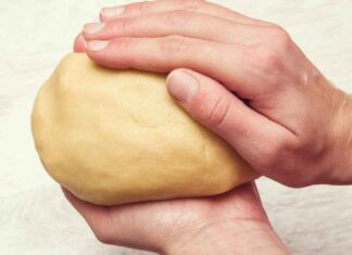 Un solo impasto tanti dolci da fare: con questo ti salvo il Natale Un impasto tanto dolci - RicettaSprint