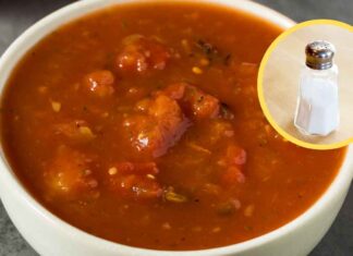 Zucchero nella salsa di pomodoro, fai moltissima attenzione: ecco cosa succede Zucchero nella salsa di pomodoro - RicettaSprint