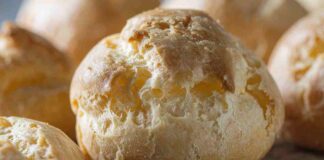 La pasta choux e il ripieno dolce o salato che sia, i bignè sono la soluzione a tutte le cene pasta bignè ricettasprint.it