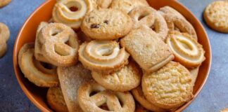 La vera ricetta dei biscotti danesi al burro, quelli dorati e friabili da regalare a Natale nella scatola di latta biscotti danesi al burro ricetta originale ricettasprint