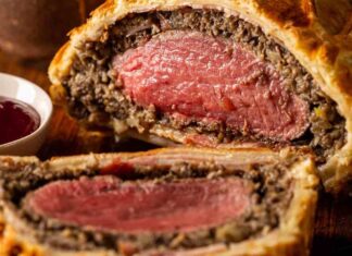 Faccio il filetto alla Wellington e mi sento a Masterchef: con questa ricetta facile poi, è un gioco da ragazzi filetto alla wellington ricettasprint