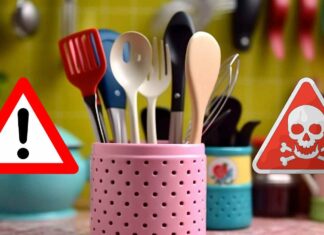 Sembrano innocui, ma non lo sono: i materiali che contaminano quel che mangi tutti i giorni Utensili da cucina in un contenitore rosa