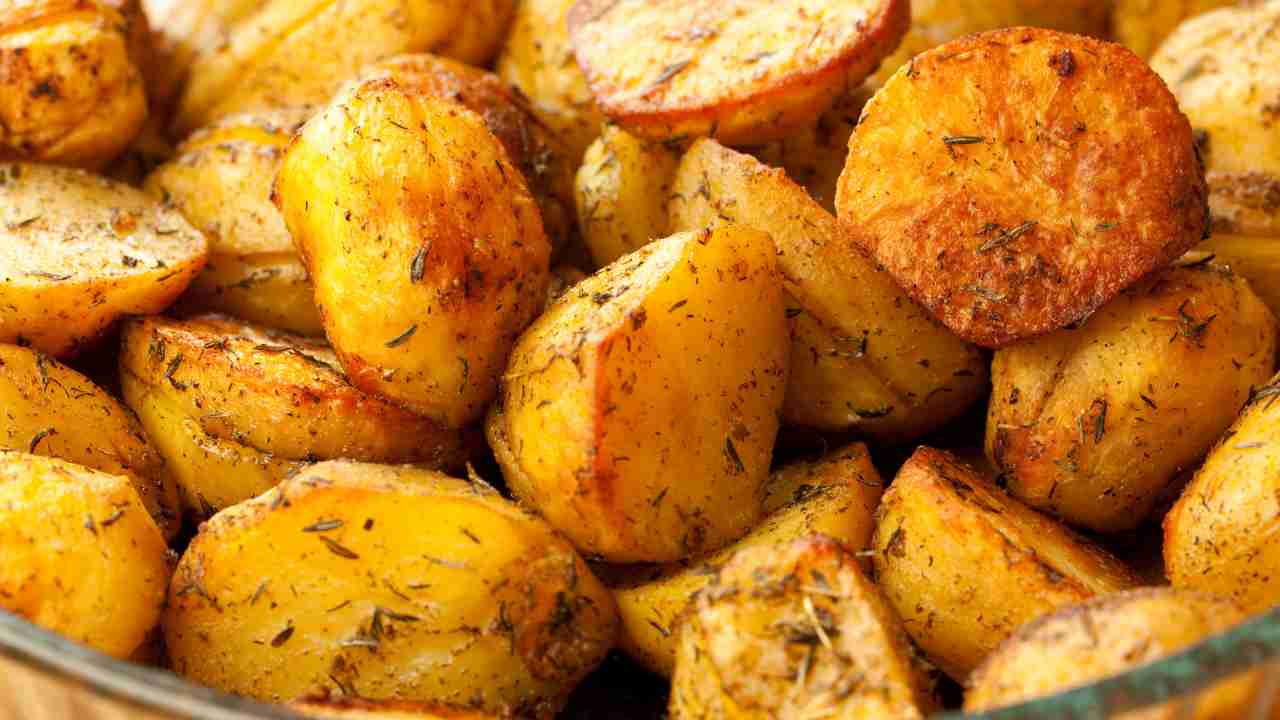 patate al forno ricettasprint.it
