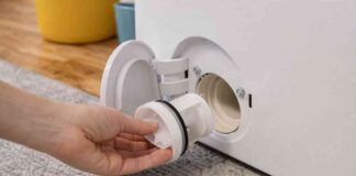 Attenzione alla lavatrice: il filtro lo devi pulire così e abbatti gli sprechi Filtro della lavatrice - RicettaSprint