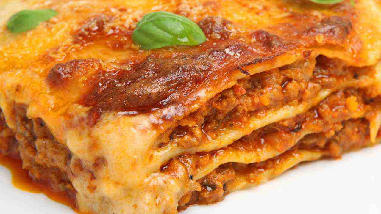 Lasagna svuota frigo dopo Capodanno - RicettaSprint