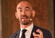 Matteo Bassetti torna con un nuovo allarme nel 2026: “Come col Covid, attenti a questo sintomo” Matteo Bassetti allarme peggio del covid - RicettaSprint