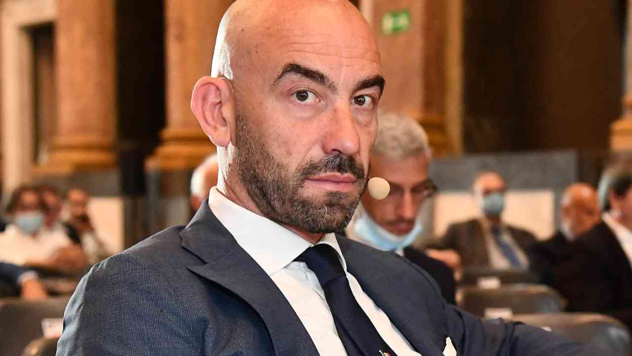 Matteo Bassetti dolore al petto messaggio social - RicettaSprint