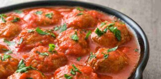 Polpette di pane leggerissime per una pausa pranzo con i fiocchi, le porto anche in ufficio Polpette di pane al sugo - RicettaSprint