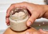 Scrub corpo fatto in casa: ricetta semplice e come conservarlo senza rovinarlo Scrub fatto in casa come conservarlo - RicettaSprint