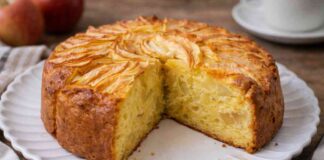 Torta di mele altissima e soffice - RicettaSprint