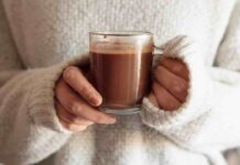 Cioccolata calda anche a dieta, ecco la versione fit da provare subito cioccolata calda fit
