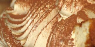 crema di caffè con panna