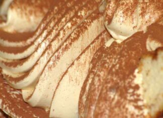 crema di caffè con panna