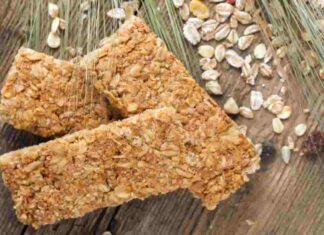 Barrette di cerali fatte in casa - RicettaSprint