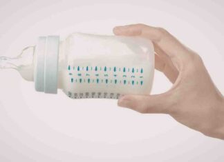 Biberon come vanno lavati - RicettaSprint