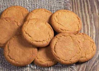 Biscotti allo zenzero, ecco il segreto per mantenere la croccantezza Biscotti senza uovo allo zenzero - RicettaSprint