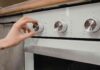 Attenzione a come usi il forno: sulla manopola più indicazioni di quanto immagini Manopola forno cosa dice - RicettaSprint