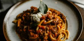 Pasta alla amatriciana - RicettaSprint