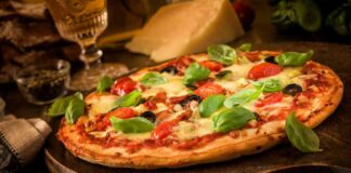 Pizza senza lievito - RicettaSprint