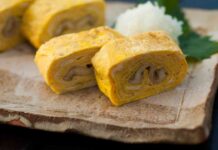 Rotolino di frittata filante, che fa te ne privi a cena? La ricetta è facilissima Rotolino di frittata filante - RicettaSprint