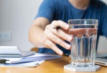 Soglia di emergenza per l’acqua: rischi moltissimo l’ospedalizzazione quando succede Soglia di emergenza dell'acqua - RicettaSprint