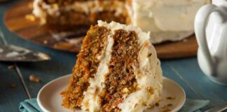 Torta di carote e crema al burro: il segreto per renderla altissima e soffice da dire WOW Torta di carote WOW - RicettaSprint