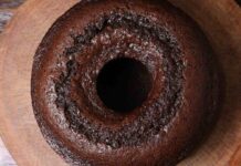 ciambellone al cioccolato alto