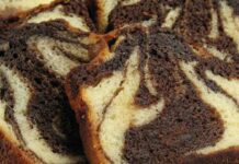 Ciambellone marmorizzato, alto come quello del bar, non perdertelo! ciambellone marmorizzato