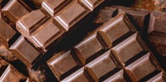 Quanto cioccolato fondente si può mangiare al giorno?
