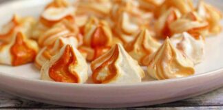 Meringhe al caramello salato croccanti fuori e irresistibili dentro meringhe al caramello