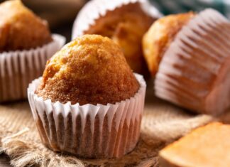 Muffin allo yogurt, leggeri, soffici, con pochi grassi sono la colazione top da fare ogni giorno muffin allo yogurt