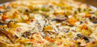 Pizza senza glutine: ricetta buonissima, io l’ho fatta con i peperoni oggi pizza senza glutine